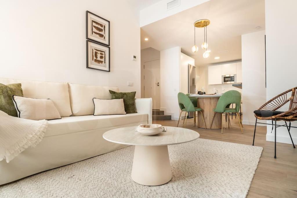Delightful And Bright In Center By Rems * Málaga
